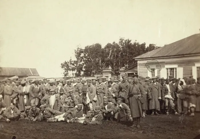 Framed Print : Group of convicts ready to embark on a prison barge, Tiumin [ie, Tiumen], between 1885 and 1886. Creator: Unknown
