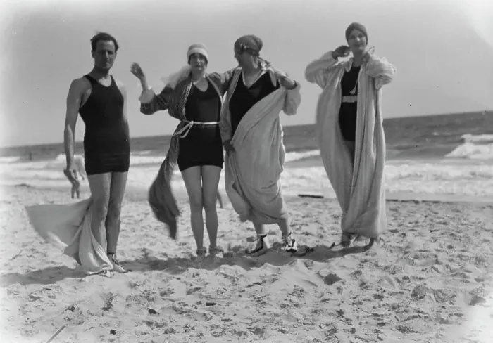 Framed Print : Group of people at Long Beach, New York. between 1896 and 1942. Creator: Arnold Genthe Framed Print : Group of people at Long Beach, New York. between 1896 and 1942. Creator: Arnold Genthe