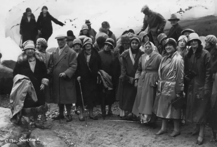 Framed Print : Group of tourists visiting Svartisen, northern Norway, 1929 Framed Print : Group of tourists visiting Svartisen, northern Norway, 1929