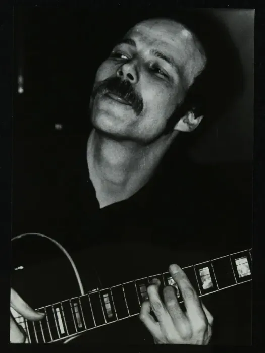Framed Print : Guitarist John Coverdale playing at The Bell, Codicote, Hertfordshire, January 1984 Framed Print : Guitarist John Coverdale playing at The Bell, Codicote, Hertfordshire, January 1984