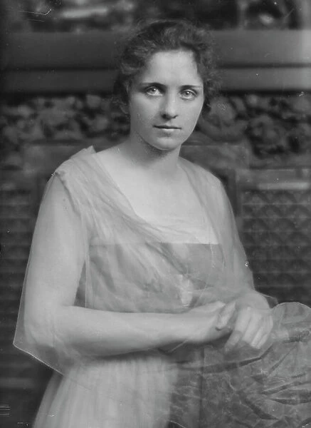 Guthrie, J. Miss, portrait photograph, 1916 May 12. Creator: Arnold Genthe