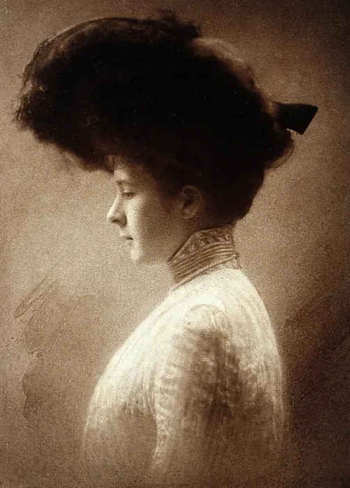 Framed Print : Gwendoline Syrie Maud Wellcome (nee Barnardo), Syrie Maugham, 1903. Creator: Nitscher Framed Print : Gwendoline Syrie Maud Wellcome (nee Barnardo), Syrie Maugham, 1903. Creator: Nitscher