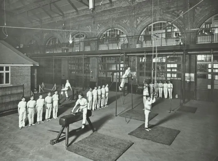 Framed Print : Gymnastics by male students, School of Building, Brixton, London, 1914 Framed Print : Gymnastics by male students, School of Building, Brixton, London, 1914