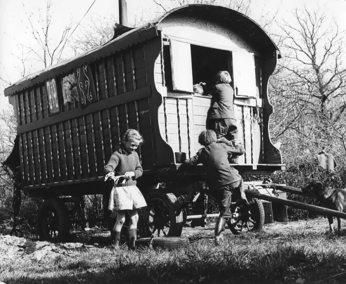 Framed Print : Gypsy children playing outside their caravan, 1960s Framed Print : Gypsy children playing outside their caravan, 1960s