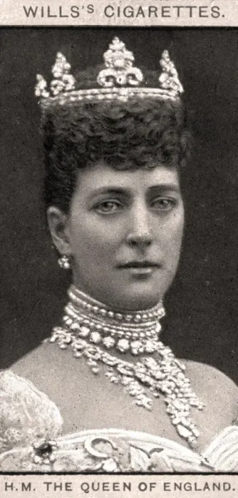 Framed Print : H. M The Queen of England, 1908. Artist: WD & HO Wills Framed Print : H. M The Queen of England, 1908. Artist: WD & HO Wills