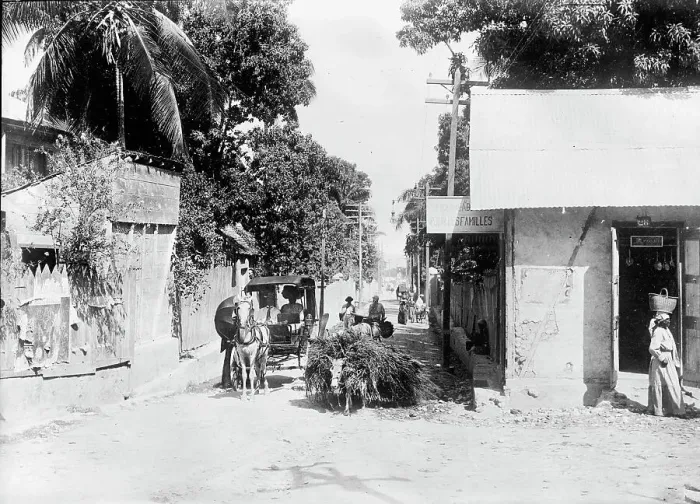 Framed Print : Haiti. Scene, Port Au Prince, 1911. Creator: Harris & Ewing. Haiti. Scene, Port Au Prince, 1911. Creator: Harris & Ewing Framed Print : Haiti. Scene, Port Au Prince, 1911. Creator: Harris & Ewing. Haiti. Scene, Port Au Prince, 1911. Creator: Harris & Ewing