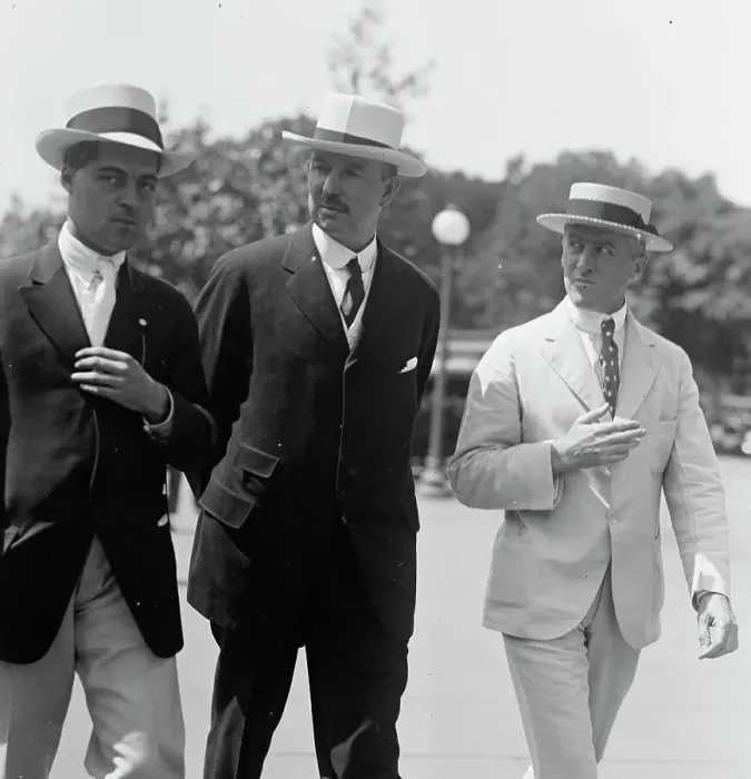Framed Print : Hale Holden, Center, with Newspapermen, 1917. Creator: Harris & Ewing. Hale Holden, Center, with Newspapermen, 1917. Creator: Harris & Ewing Framed Print : Hale Holden, Center, with Newspapermen, 1917. Creator: Harris & Ewing. Hale Holden, Center, with Newspapermen, 1917. Creator: Harris & Ewing