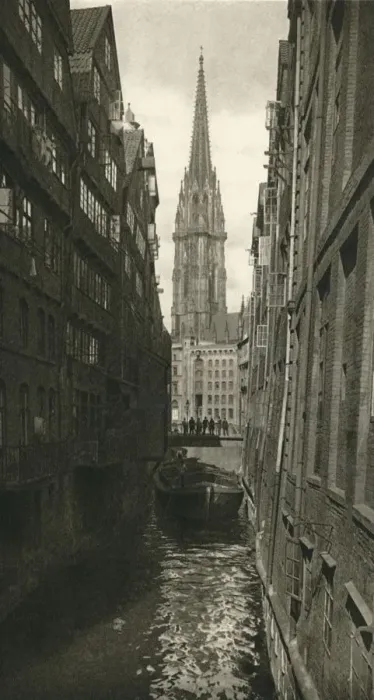 Framed Print : Hamburg - Fleet with St. Nikolai Tower, 1931. Artist: Kurt Hielscher Framed Print : Hamburg - Fleet with St. Nikolai Tower, 1931. Artist: Kurt Hielscher