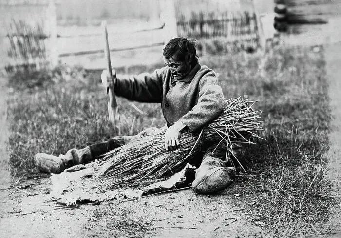 Framed Print : Hammering the sheaf, 1890. Creator: Unknown Framed Print : Hammering the sheaf, 1890. Creator: Unknown