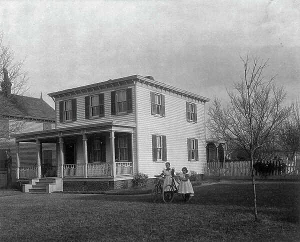 Hampton Institute, Hampton, Va. ca. 1898 - a graduate's house, 1899 or 1900. Creator: Frances Benjamin Johnston