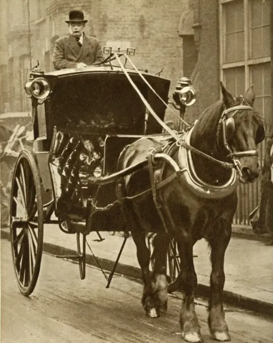 Framed Print : Hansom cab, c1910, (1935). Creator: Unknown Framed Print : Hansom cab, c1910, (1935). Creator: Unknown