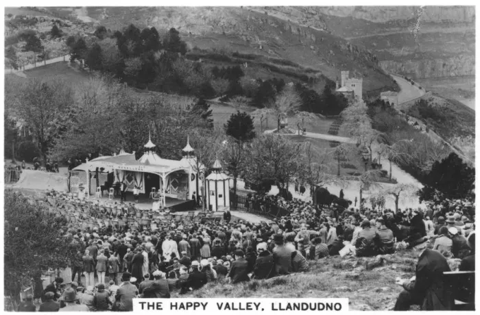 Framed Print : The Happy Valley, Llandudno, 1937 Framed Print : The Happy Valley, Llandudno, 1937