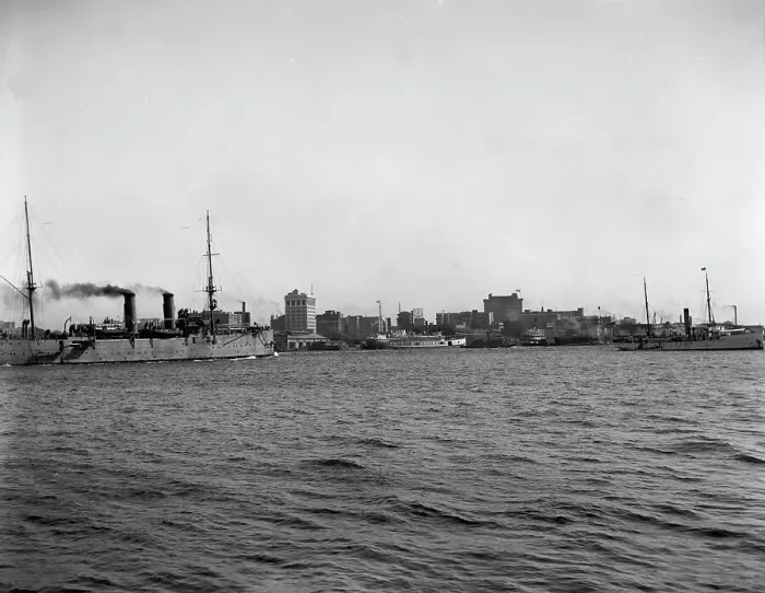 Framed Print : The Harbor, Norfolk, Va. c.between 1910 and 1920. Creator: Unknown Framed Print : The Harbor, Norfolk, Va. c.between 1910 and 1920. Creator: Unknown