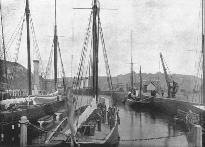 Framed Print : The Harbour, Dover, 1895. Creator: London Stereoscopic & Photographic Co Framed Print : The Harbour, Dover, 1895. Creator: London Stereoscopic & Photographic Co
