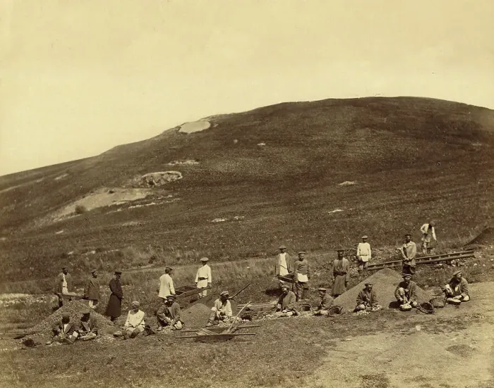 Framed Print : Hard Labor Convicts Sorting Ore at the Savinsk Mine, Zerentui Section of the Nerchinsk... 1891. Creator: Aleksei Kuznetsov Framed Print : Hard Labor Convicts Sorting Ore at the Savinsk Mine, Zerentui Section of the Nerchinsk... 1891. Creator: Aleksei Kuznetsov