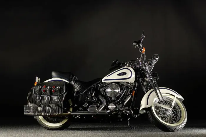 Framed Print : Harley Davidson soft tail springer 2005. Artist: Simon Clay Framed Print : Harley Davidson soft tail springer 2005. Artist: Simon Clay