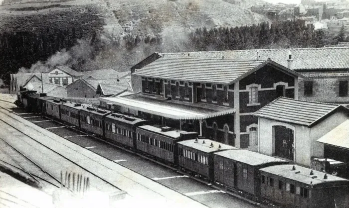 Framed Print : Haro Railway Station (La Rioja), postcard Framed Print : Haro Railway Station (La Rioja), postcard