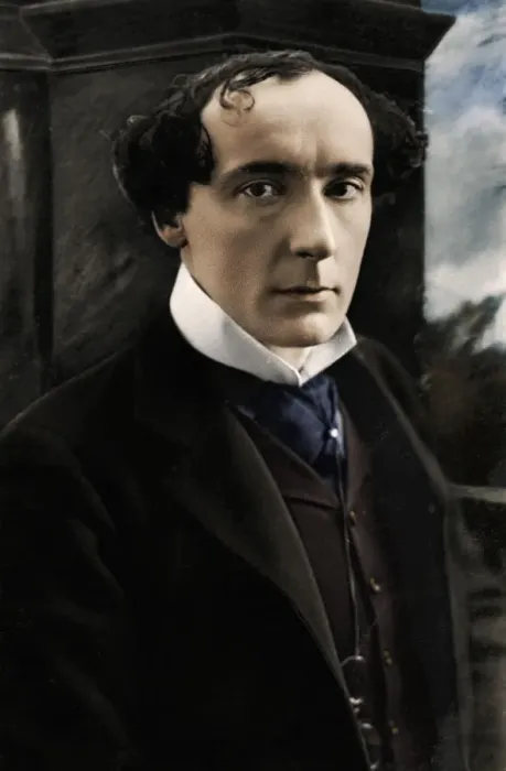Framed Print : Harry Brodribb Irving (1870-1919), English actor, early 20th century. Artist: Vandyk Framed Print : Harry Brodribb Irving (1870-1919), English actor, early 20th century. Artist: Vandyk