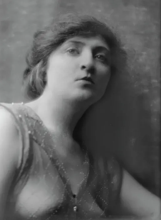 Framed Print : Hastings, Alice, Miss, portrait photograph, 1915 June 1. Creator: Arnold Genthe Framed Print : Hastings, Alice, Miss, portrait photograph, 1915 June 1. Creator: Arnold Genthe