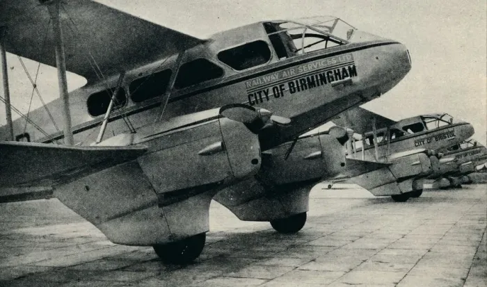 Framed Print : De Havilland DH89 aircraft used on some of the Railway Air Service routes, c1934 (c1937) Framed Print : De Havilland DH89 aircraft used on some of the Railway Air Service routes, c1934 (c1937)