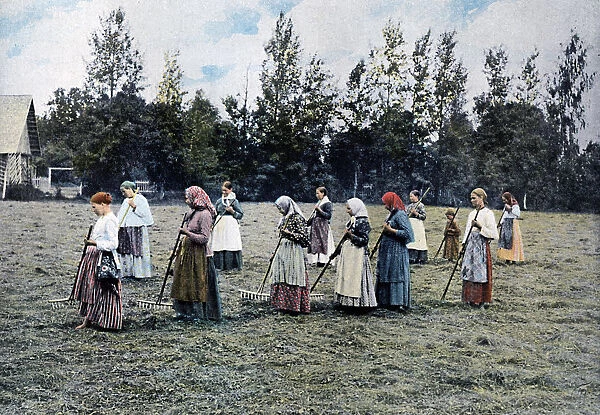 Haymaking around Moscow, Russia, c1890. Artist: Gillot