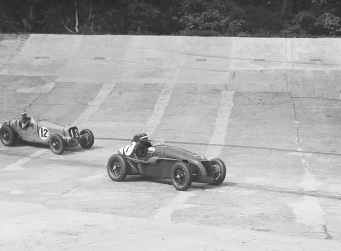 Framed Print : HC Hunters Alta leading a Delahaye, JCC International Trophy, Brooklands, 2 August 1937 Framed Print : HC Hunters Alta leading a Delahaye, JCC International Trophy, Brooklands, 2 August 1937