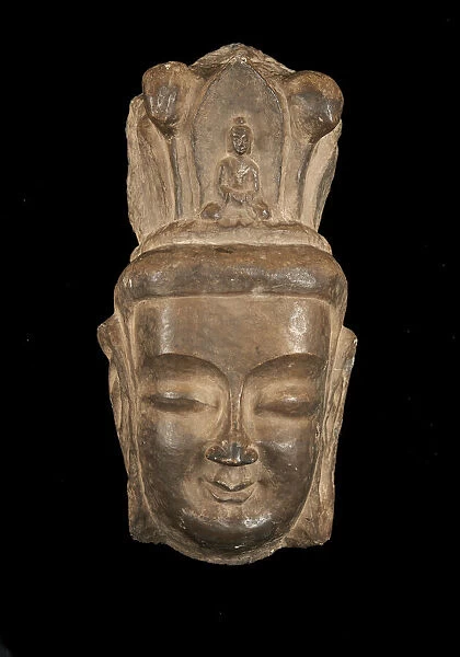 Head of Bodhisattva in high relief, with high headdress..., Period of Division, 386-535