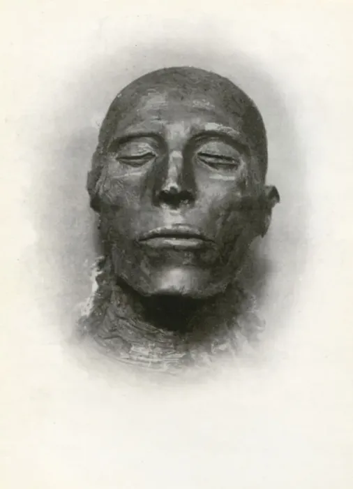 Framed Print : Head of the mummy of Sety I, Ancient Egyptian pharaoh of the 19th Dynasty, c1279 BC (1926). Artist: Winifred Mabel Brunton Framed Print : Head of the mummy of Sety I, Ancient Egyptian pharaoh of the 19th Dynasty, c1279 BC (1926). Artist: Winifred Mabel Brunton