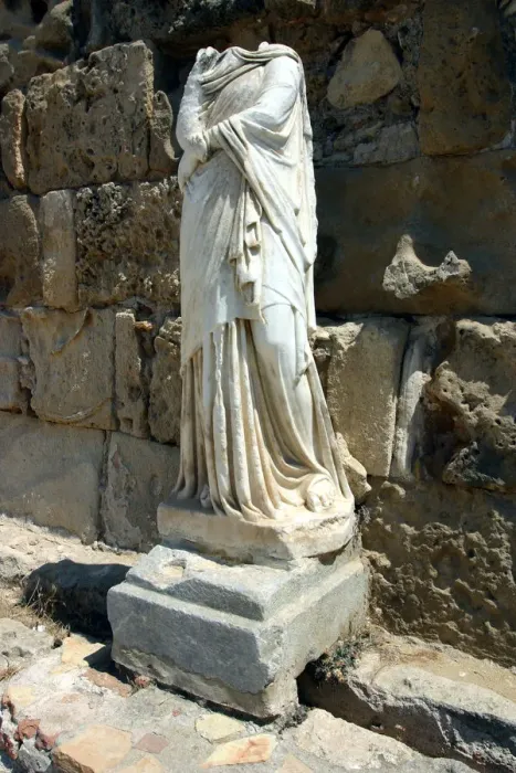 Framed Print : Headless statue, the gymnasium, Salamis, North Cyprus Framed Print : Headless statue, the gymnasium, Salamis, North Cyprus