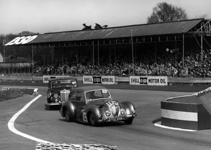 Framed Print : Healey Elliott of E. B. Wadsworth, Armstrong Siddeley of T. Sopwith, Goodwood 1954 Framed Print : Healey Elliott of E. B. Wadsworth, Armstrong Siddeley of T. Sopwith, Goodwood 1954