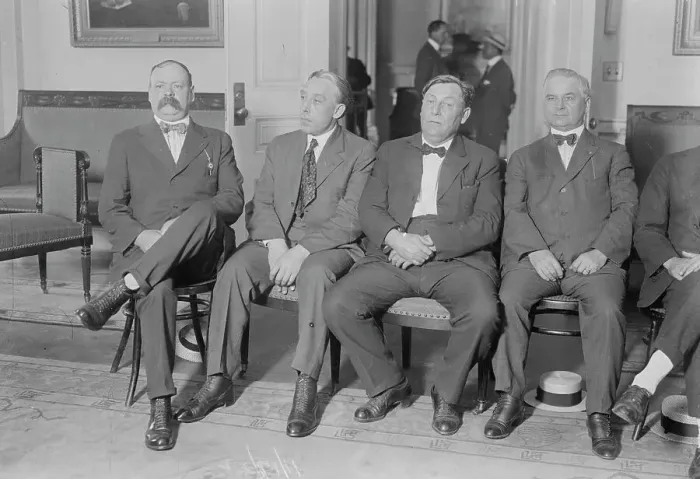 Framed Print : Healy, Fitzgerald, Mahon, Frayne, 1916. Creator: Bain News Service Framed Print : Healy, Fitzgerald, Mahon, Frayne, 1916. Creator: Bain News Service