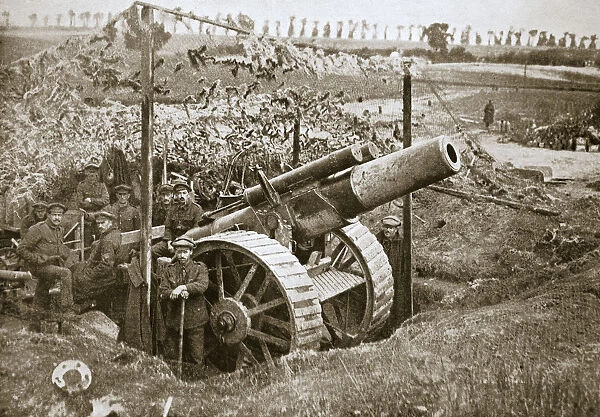 A heavy howitzer, Somme campaign, France, World War I, 1916