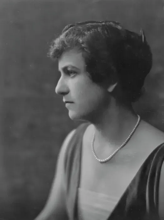 Framed Print : Heilbroner, L. Mrs. portrait photograph, 1916. Creator: Arnold Genthe Framed Print : Heilbroner, L. Mrs. portrait photograph, 1916. Creator: Arnold Genthe