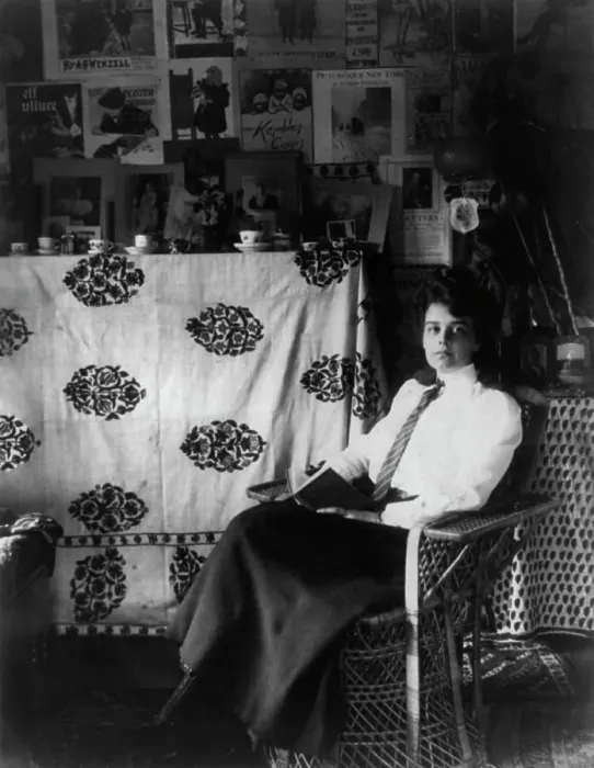 Framed Print : Helen (Hay) Whitney, 1875-1944, c1898. Creator: Frances Benjamin Johnston Framed Print : Helen (Hay) Whitney, 1875-1944, c1898. Creator: Frances Benjamin Johnston