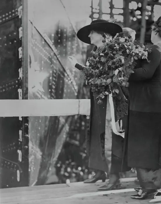 Framed Print : Helen Kellar [i.e. Keller], between c1915 and c1920. Creator: Bain News Service