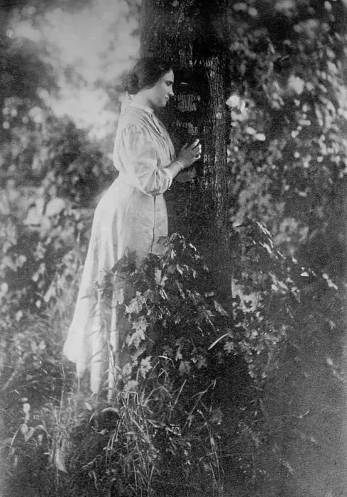 Framed Print : Helen Keller, standing next to tree, 1912. Creator: Bain News Service Framed Print : Helen Keller, standing next to tree, 1912. Creator: Bain News Service