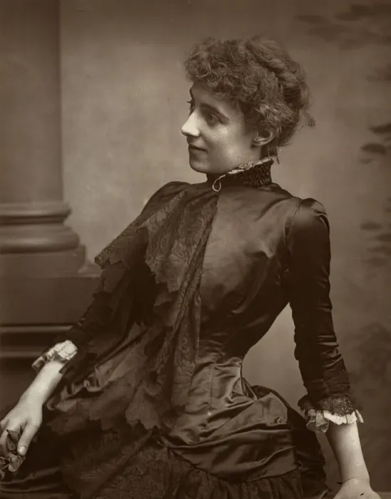 Framed Print : Helen Maud Holt (Mrs Beerbohm Tree), British actress, 1884 Framed Print : Helen Maud Holt (Mrs Beerbohm Tree), British actress, 1884