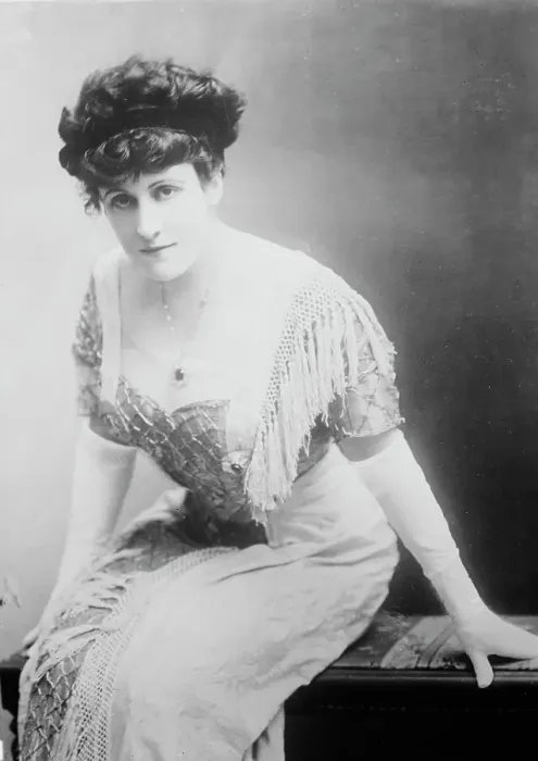 Framed Print : Helen Royton, between c1910 and c1915. Creator: Bain News Service