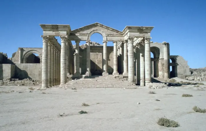 Framed Print : Hellenistic temple, Hatra (Al-Hadr), Iraq, 1977 Framed Print : Hellenistic temple, Hatra (Al-Hadr), Iraq, 1977