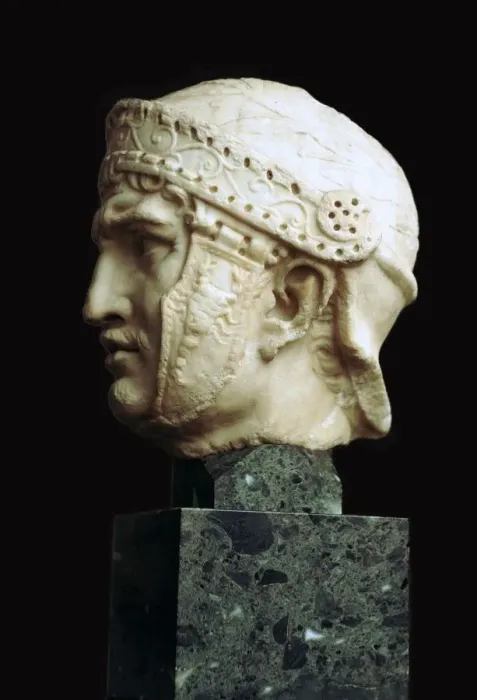 Framed Print : Helmeted head of a Roman soldier, c. 1st century Framed Print : Helmeted head of a Roman soldier, c. 1st century