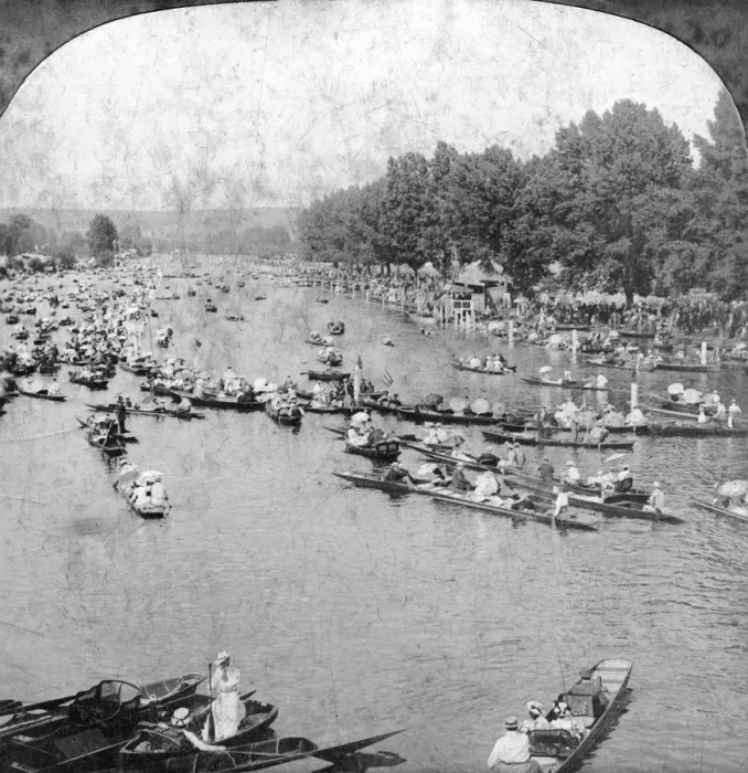 Framed Print : Henley Regatta, Henley-on-Thames, London, 1901. Artist: ME Wright Framed Print : Henley Regatta, Henley-on-Thames, London, 1901. Artist: ME Wright