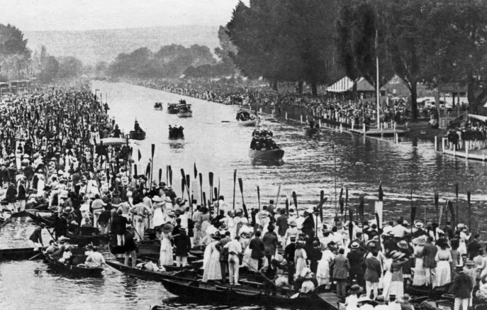 Framed Print : Henley Regatta, Oxfordshire, 6th July 1912 (1937). Artist: Horace Walter Nicholls Framed Print : Henley Regatta, Oxfordshire, 6th July 1912 (1937). Artist: Horace Walter Nicholls
