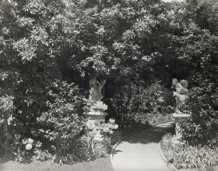 Framed Print : Henry Edwards Huntington house, Oxford Road, San Marino, California, 1923. Creator: Frances Benjamin Johnston Framed Print : Henry Edwards Huntington house, Oxford Road, San Marino, California, 1923. Creator: Frances Benjamin Johnston