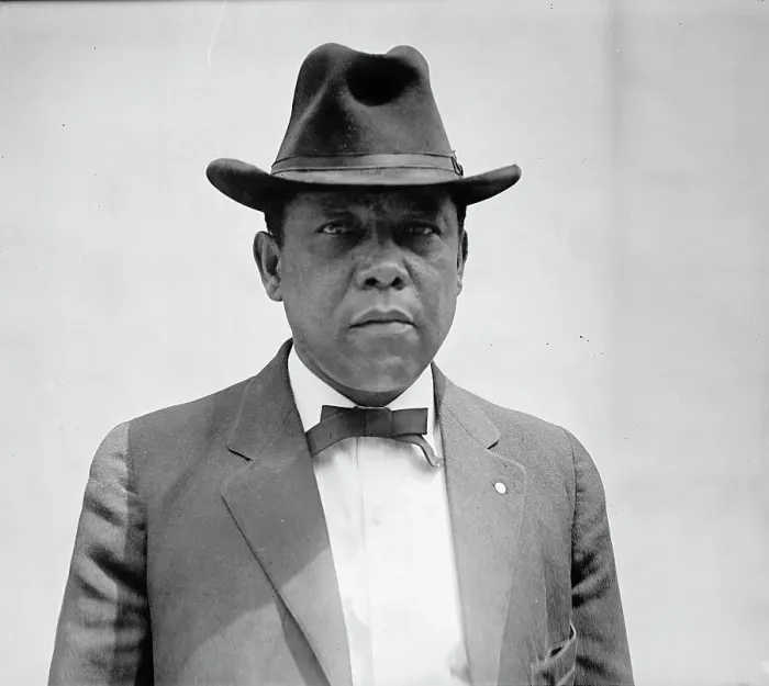 Framed Print : Henry Lincoln Johnson, Recorder of Deeds, Washington, D.C. 1914. Creator: Harris & Ewing. Henry Lincoln Johnson, Recorder of Deeds, Washington, D.C. 1914. Creator: Harris & Ewing Framed Print : Henry Lincoln Johnson, Recorder of Deeds, Washington, D.C. 1914. Creator: Harris & Ewing. Henry Lincoln Johnson, Recorder of Deeds, Washington, D.C. 1914. Creator: Harris & Ewing