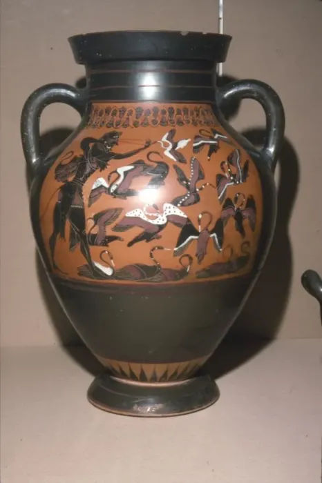 Framed Print : Herakles and Stymphalian Birds, Labours of Heracles, c500 BC Framed Print : Herakles and Stymphalian Birds, Labours of Heracles, c500 BC