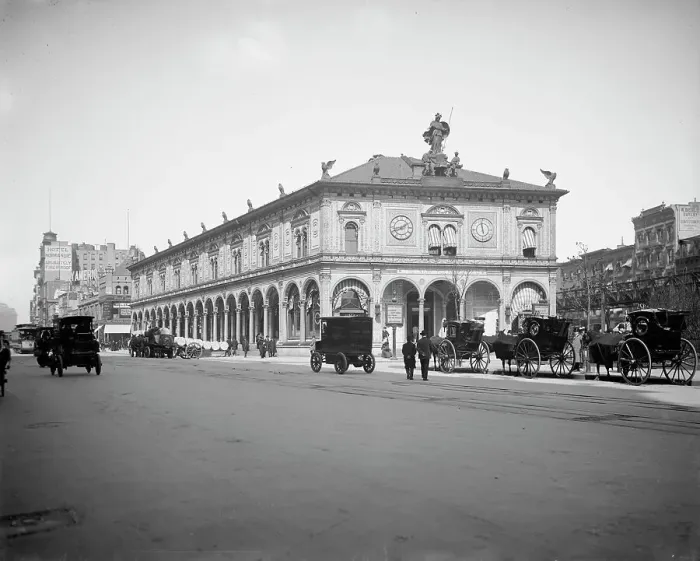 Framed Print : Herald Building, New York, N.Y. between 1900 and 1910. Creator: Unknown Framed Print : Herald Building, New York, N.Y. between 1900 and 1910. Creator: Unknown