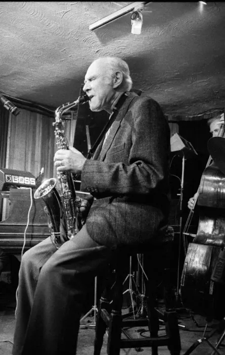 Framed Print : Herb Geller, Bass Clef, London, April 1990. Artist: Brian O Connor Framed Print : Herb Geller, Bass Clef, London, April 1990. Artist: Brian O Connor