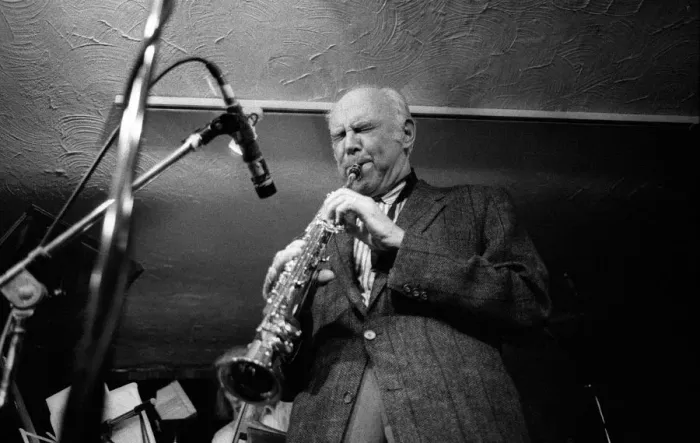 Framed Print : Herb Geller, Bass Clef, London, April 1990. Artist: Brian O Connor Framed Print : Herb Geller, Bass Clef, London, April 1990. Artist: Brian O Connor