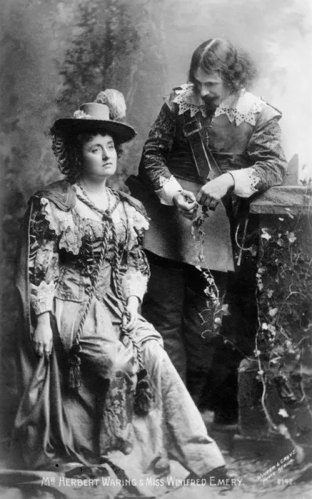 Framed Print : Herbert Waring (1857-1932) and Winifred Emery (1844-1942), actors, early 20th century. Artist: Window & Grove Framed Print : Herbert Waring (1857-1932) and Winifred Emery (1844-1942), actors, early 20th century. Artist: Window & Grove