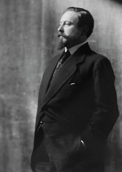 Hesbouin, Gustav, Mr. portrait photograph, 1914 Nov. 2. Creator: Arnold Genthe